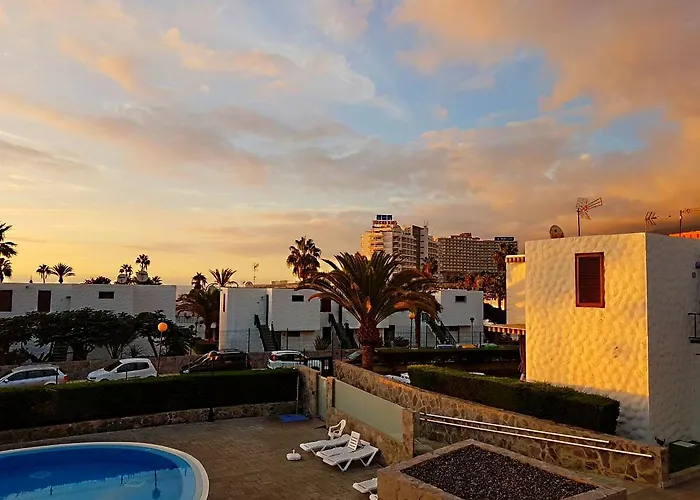 Beautiful In Apartamerica, Americas La140